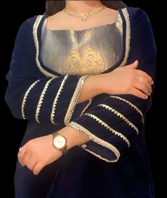 Honey Velvet- Pure Banarsi Brocade Duo (Shade- Grey & Blue)