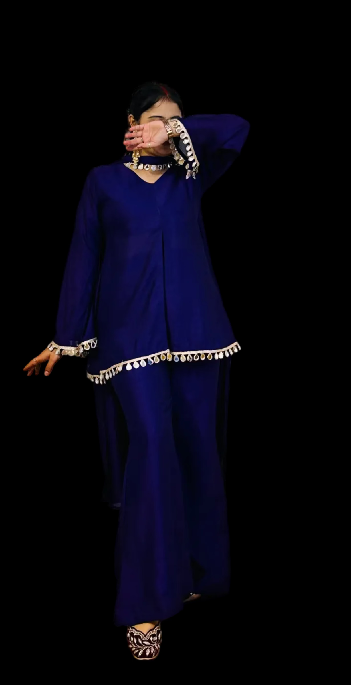 HONEY THE NISHA BLING