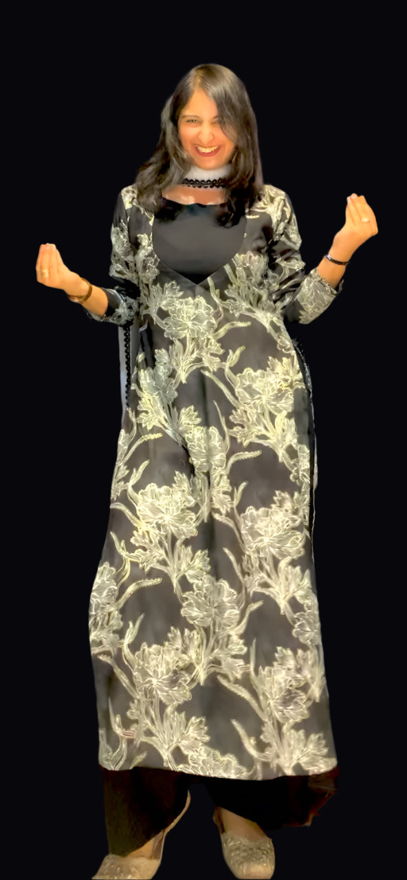 HONEY ALLURE BLACK AND WHITE MODNIC 4 PC SET